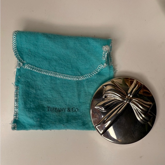 Tiffany & Co. Sterling Silver Bow Compact Mirror 925 Pouch Vanity Accessory VTG - Picture 1 of 7